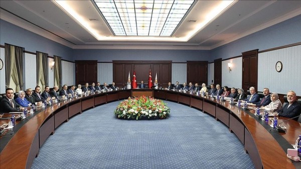 AK Parti MYK toplanıyor: Şikayet ve talepler Cumhurbaşkanı Erdoğan'a iletilecek